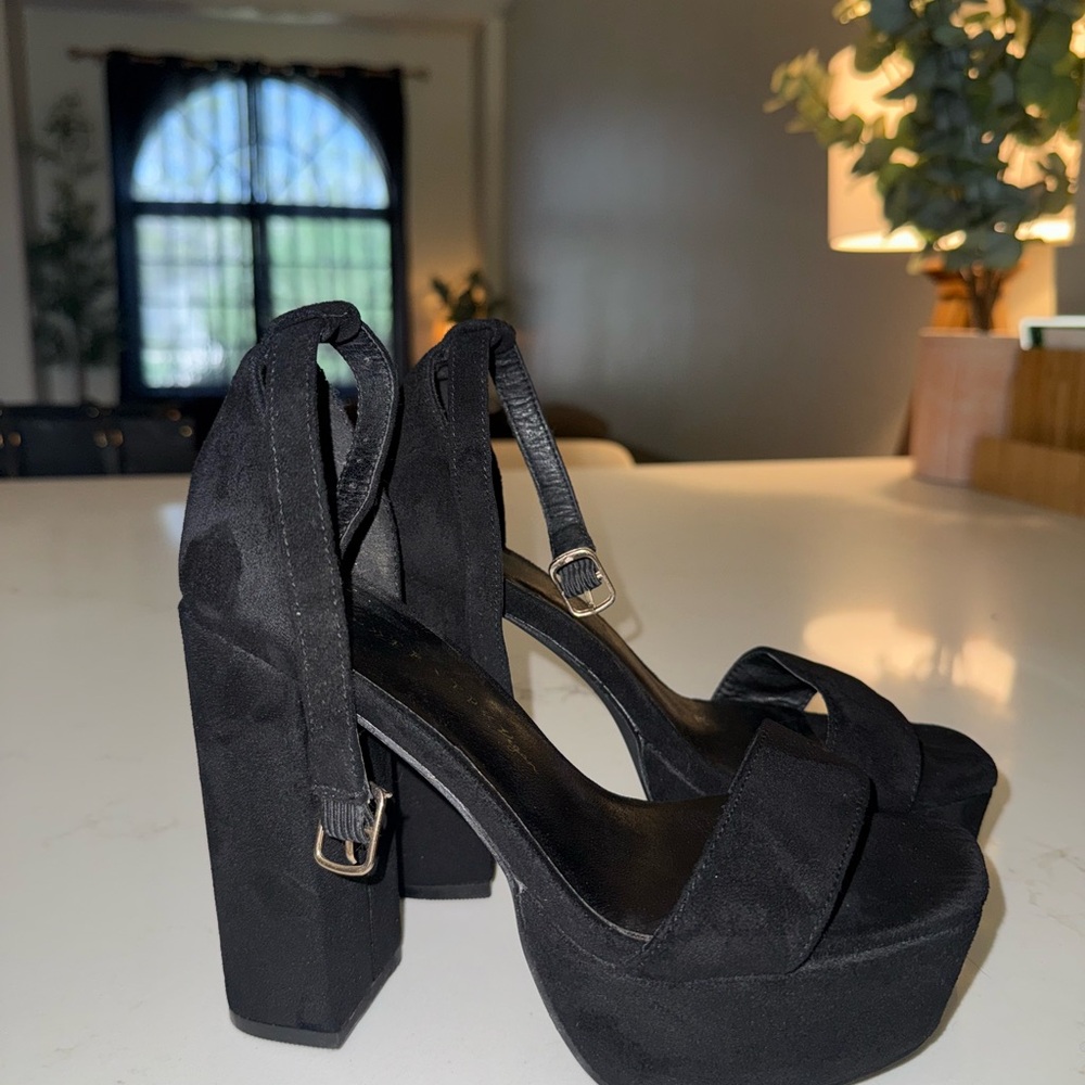 Free People Suede Black Platform Sandals Size 6